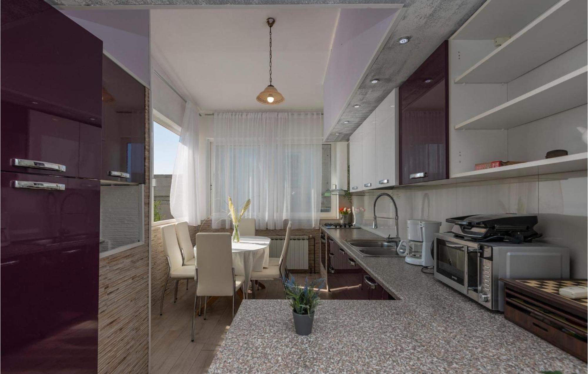 2 Bedroom Cozy Apartment In 마카르스카 외부 사진