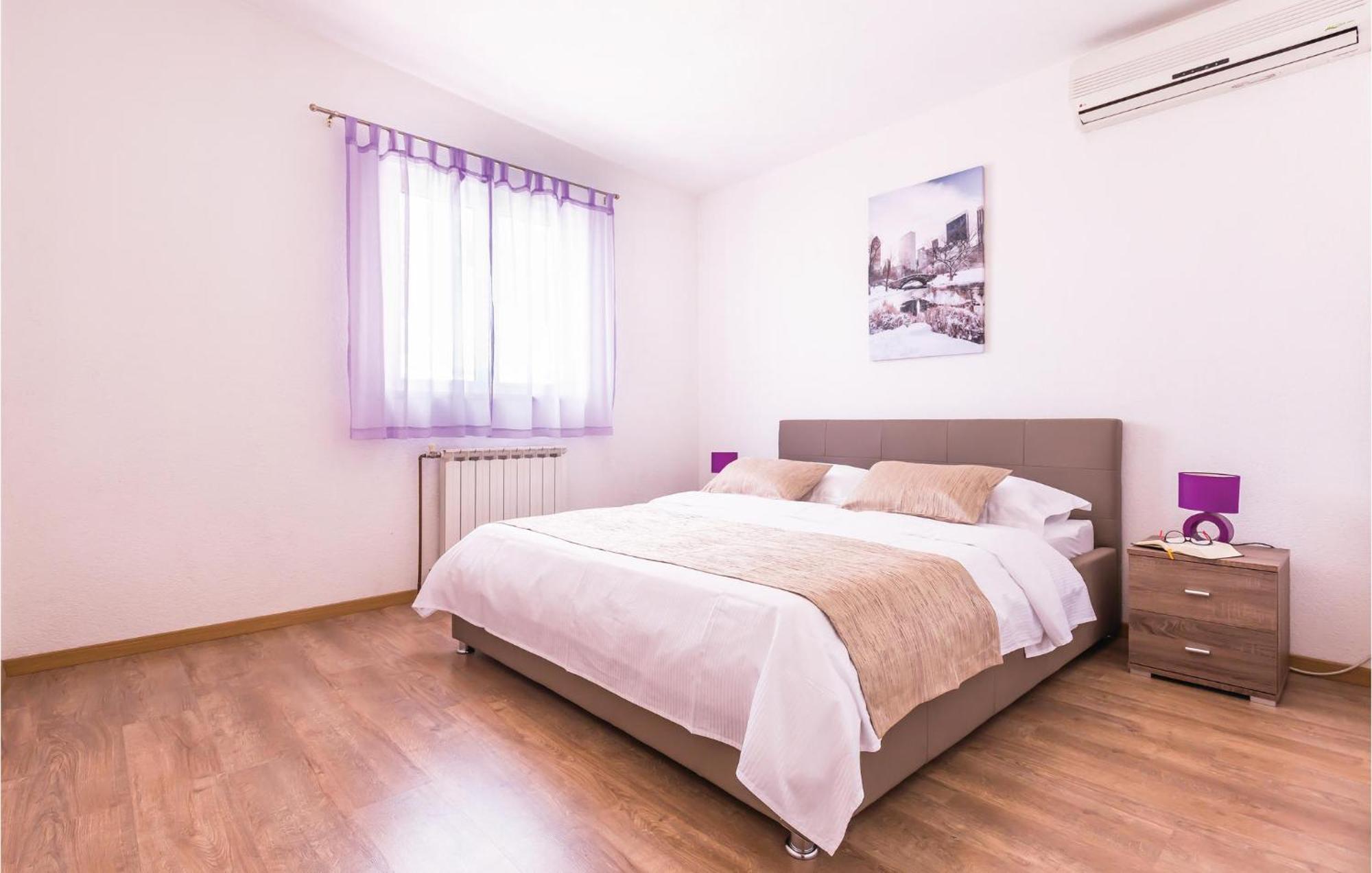 2 Bedroom Cozy Apartment In 마카르스카 외부 사진