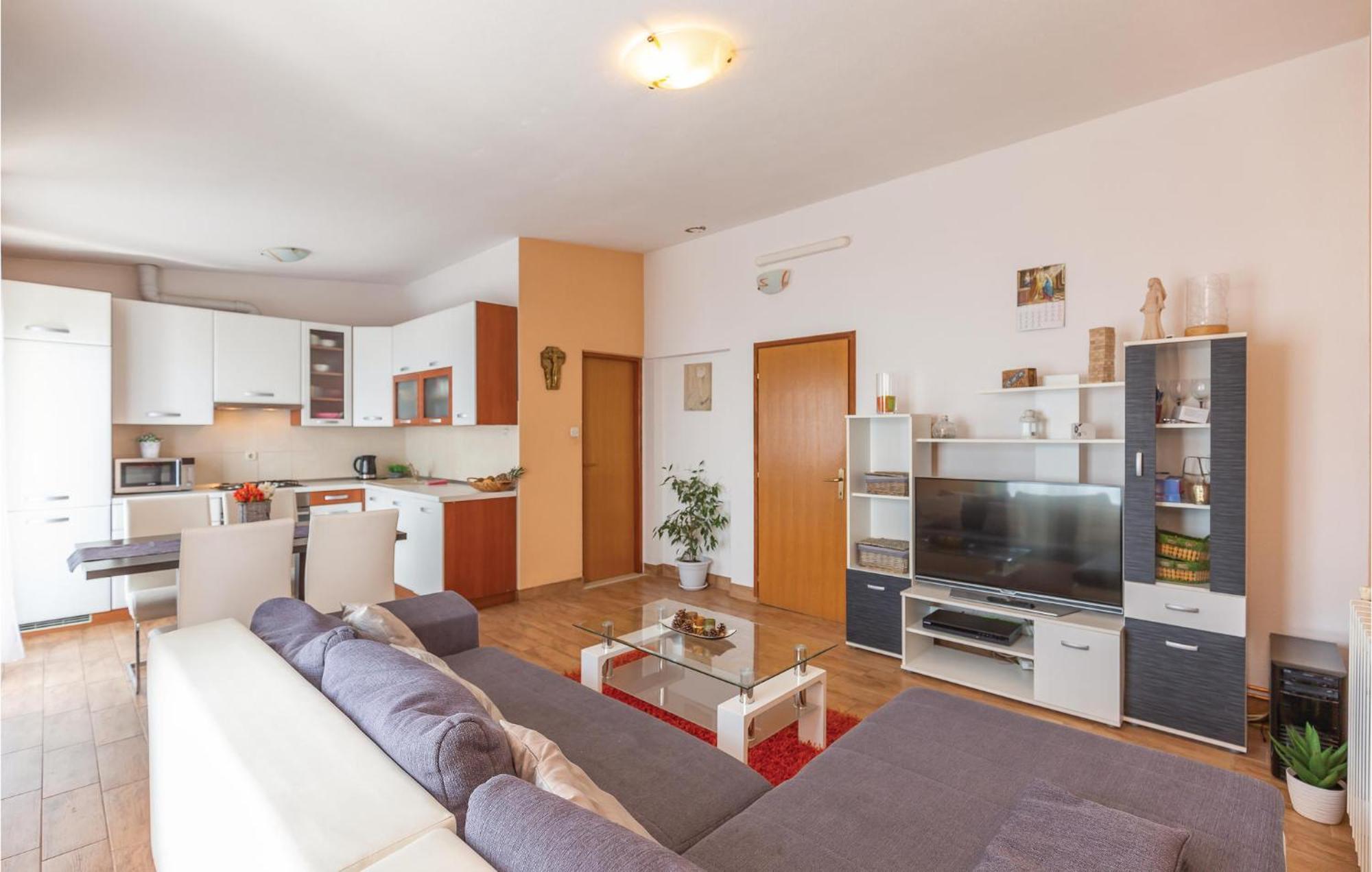 2 Bedroom Cozy Apartment In 마카르스카 외부 사진